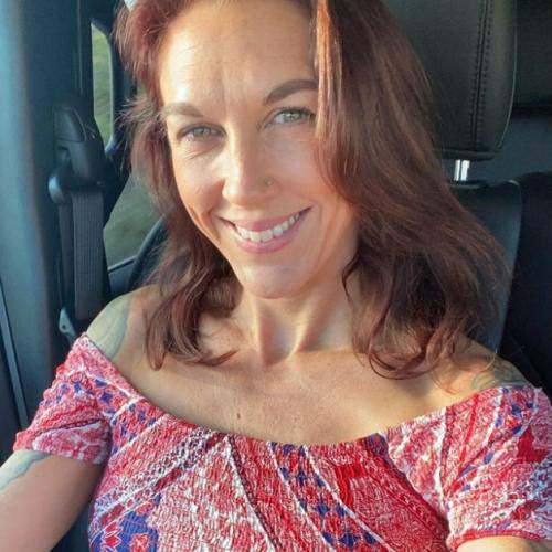 Eine ältere Dame hat ihre geheimen Vorlieben hehe