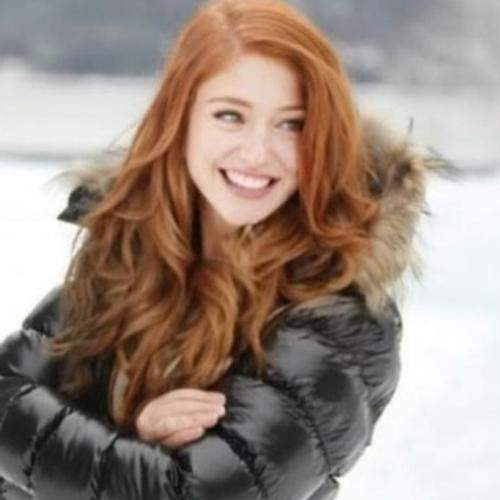 Ich bin eine verlorene Romantikerin die Sex liebt